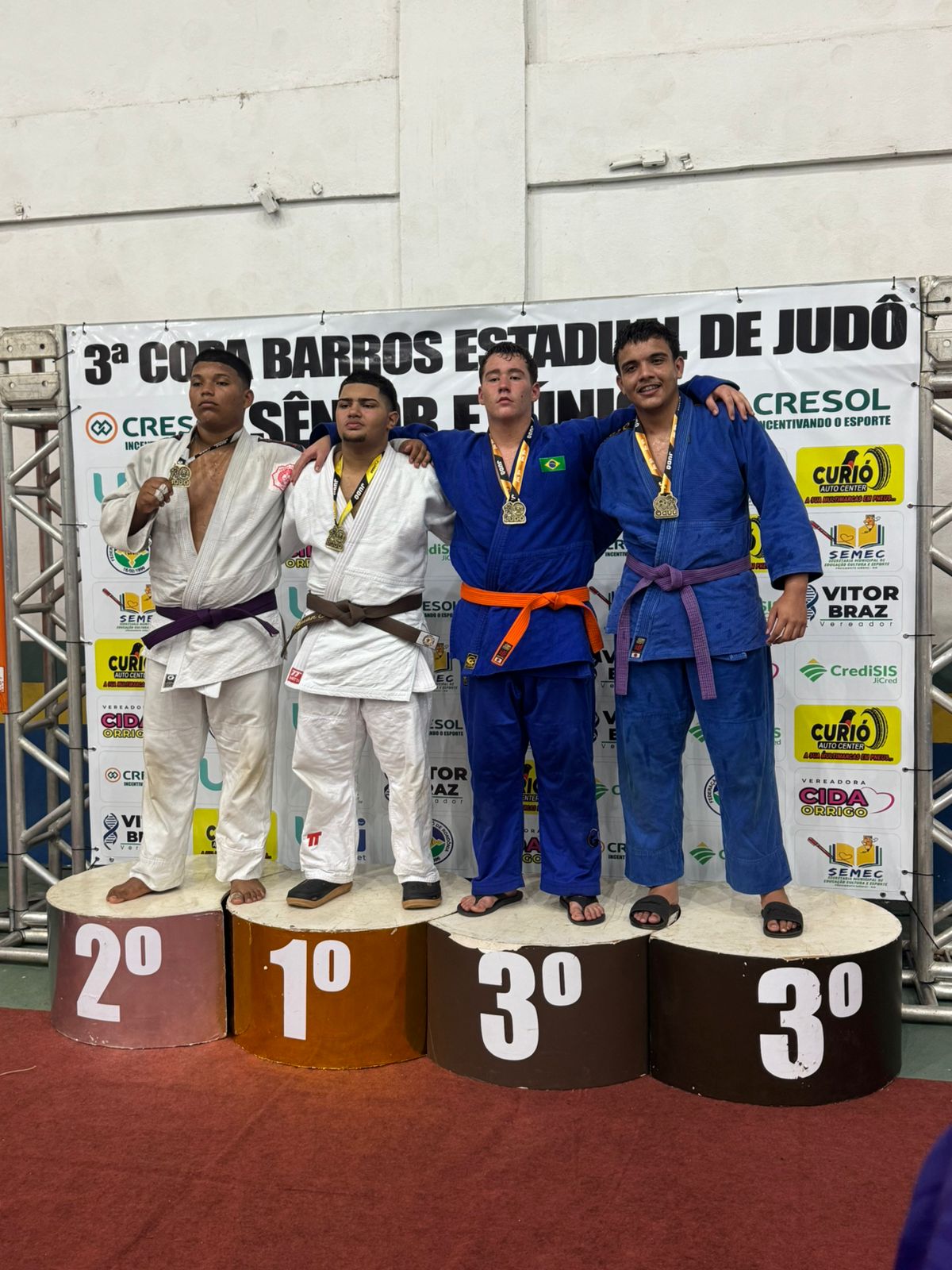 Guilherme Cardoso da Cruz (Prata) e Marcus Rennan Uchoa Brasil(Bronze) CADETE MASCULINO PESADO (+90kg)